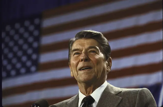 El expresidente de EEUU, Ronald Reagan, dando un discurso.