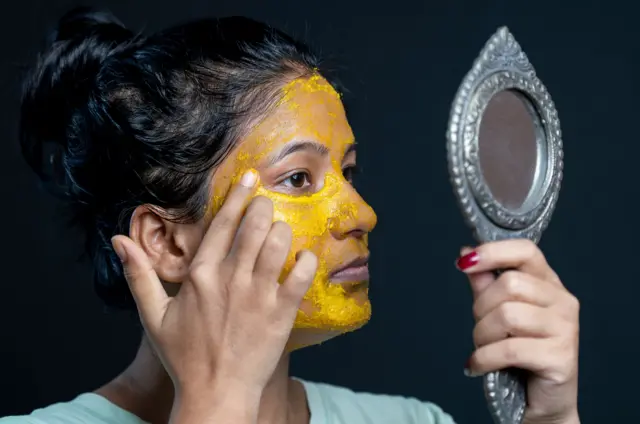 ਚਮੜੀ ਦੀ ਦੇਖਭਾਲ਼