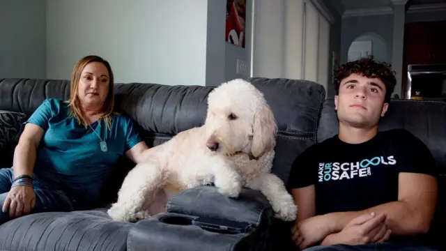 Loorii mucaashee waliin