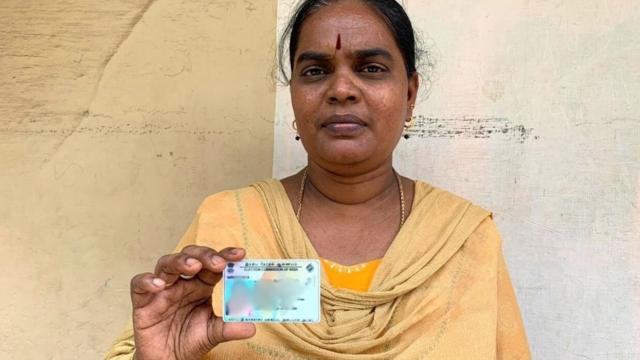 "நாடற்ற பெண்ணாக இருந்தேன்" - இந்திய தேர்தலில் வாக்களிக்கும் முதல் இலங்கை தமிழர்