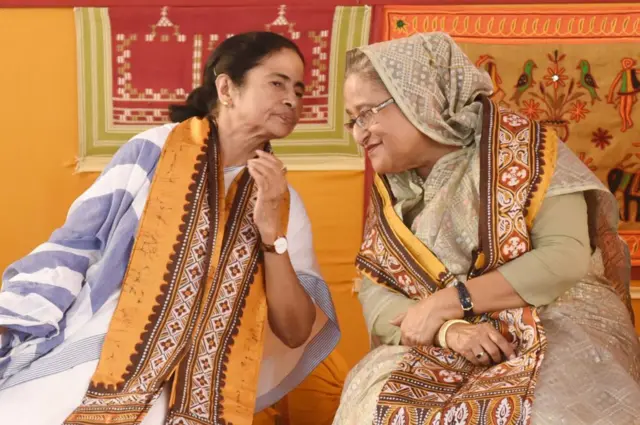शेख़ हसीना और ममता बनर्जी 