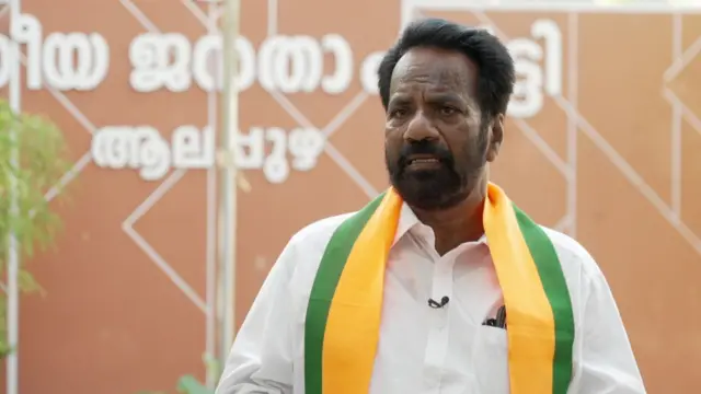 अलेप्पीचे उमेदवार एम. जे. जॉब. अवघ्या काही महिन्यांपूर्वीपर्यंत जॉब हे काँग्रेस पक्षात होते. परंतु, निवडणुकीच्या अगदी तोंडावर त्यांनी भाजपमध्ये प्रवेश करण्याचा निर्णय घेतला.