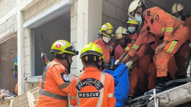 အလောင်းသယ်အိတ်တွေက ဈေး နှစ်ဆ မြင့်တက်ခဲ့ပါတယ်