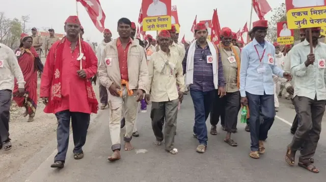 शेतकरी लाँग मार्च