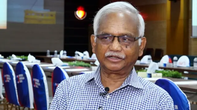বাংলাদেশের রোগতত্ত্ব, রোগনিয়ন্ত্রণ ও গবেষণা প্রতিষ্ঠান আইইডিসিআরের সাবেক প্রধান বৈজ্ঞানিক কর্মকর্তা ও জনস্বাস্থ্য বিশেষজ্ঞ ডা. মুশতাক হোসেন ব