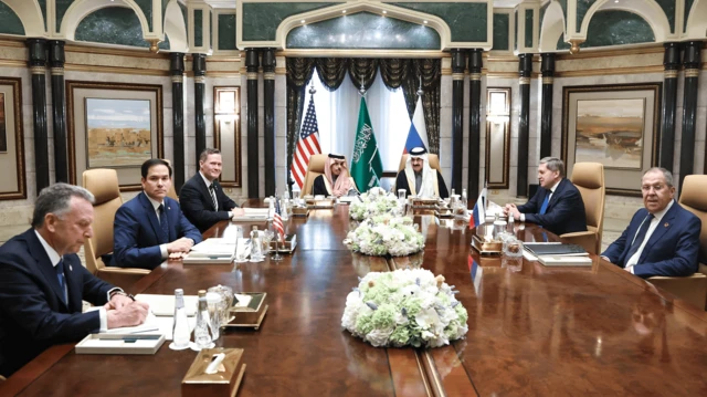 Повернення Дональда Трампа в Білий дім змусило Росію і США сісти за стіл переговорів
