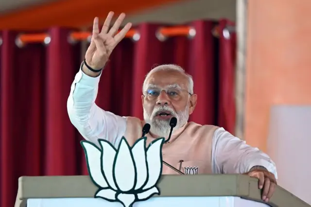 નરેન્દ્ર મોદી, બીબીસી ગુજરાતી