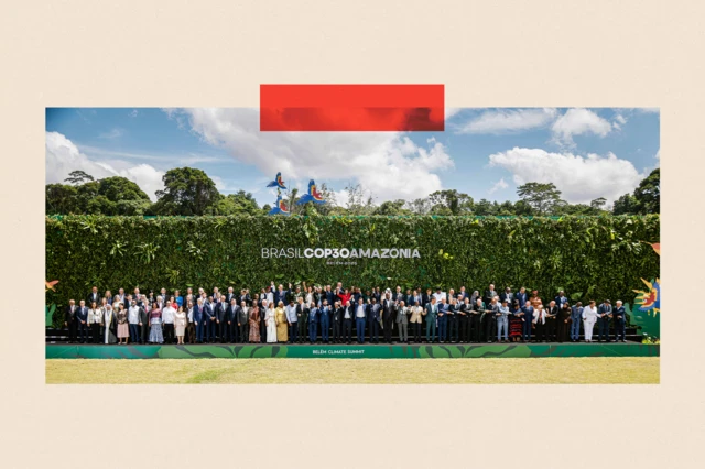 Líderes mundiales posan para una foto durante la Confererencia de la ONU sobre el Cambio Climático COP30 en Belém, Brasil    

