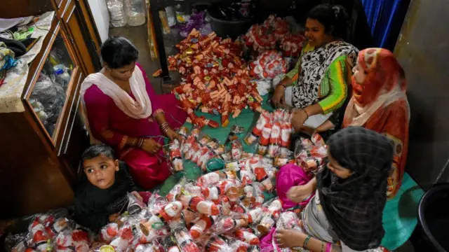 ہنر مند خواتین