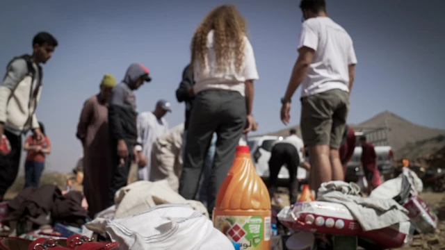 Yardım gönüllü gruplar tarafından organize ediliyor