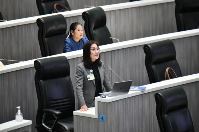 นันทนา นันทวโรภาส เสนอญัตติด่วนกลางที่ประชุมวุฒิสภา 17 ก.ย. 