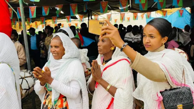 ህዝቢ ዛላምበሳ ካብ መረበቱ ተፈናቒሉ ኣብ ዝተፈላለዩ ከባቢታት ትግራይ ፋሕፋሕ ኢሉ ኢሉ ክነብር ፀኒሑ።