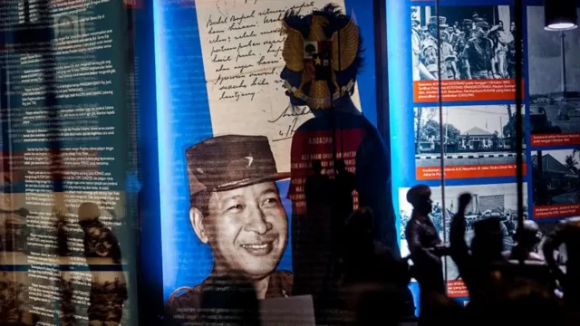 Mayor Teddy, Suharto