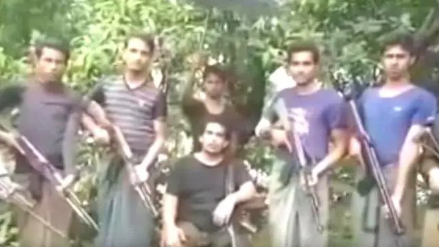 সীমান্তবর্তী ক্যাম্পগুলোতে যোদ্ধাদের প্রশিক্ষণ দেওয়ার ঘটনাও ঘটছে বলে দাবি করেছে ক্রাইসিস গ্রুপ