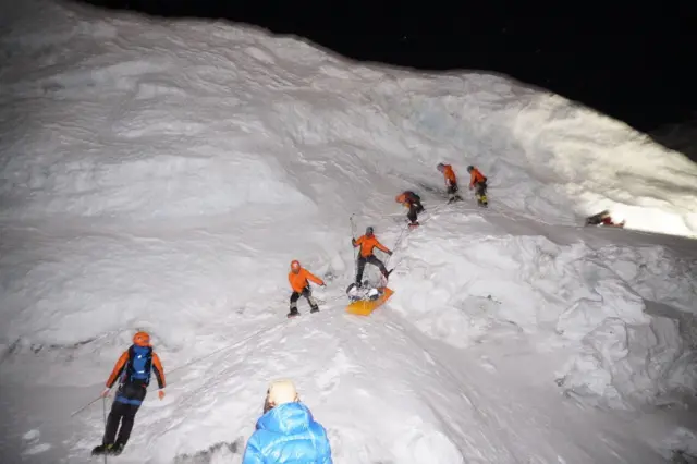 सगरमाथाको क्याम्प ३ को केही तल 