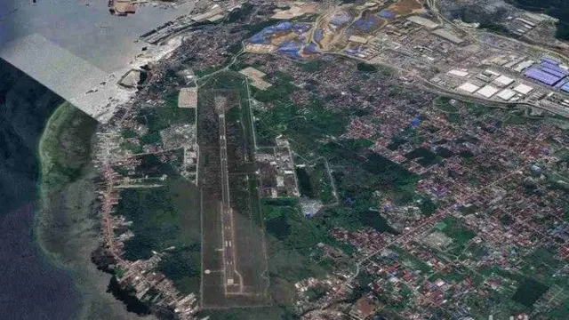 Citra Satelit Bandara Khusus IMIP di Morowali
