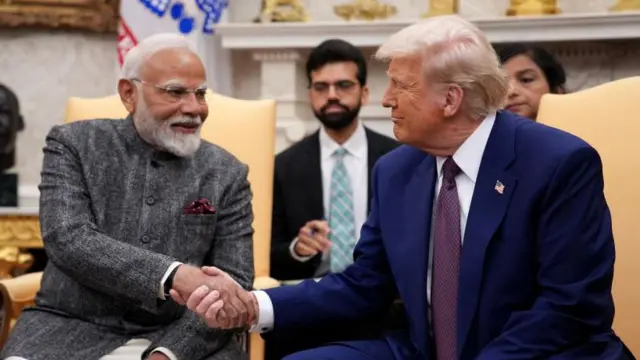 डोनाल्ड ट्रंप और पीएम मोदी की तस्वीर