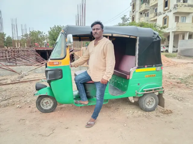 ઉનાકાંડનો એક દાયકો : અધિકારો પ્રત્યે જાગૃતિ વધી, પરંતુ દલિતો સામેના અત્યાચારો ઘટ્યા છે ખરાં? ગુજરાત બીબીસી ગુજરાતી ન્યૂઝ સમાચાર
