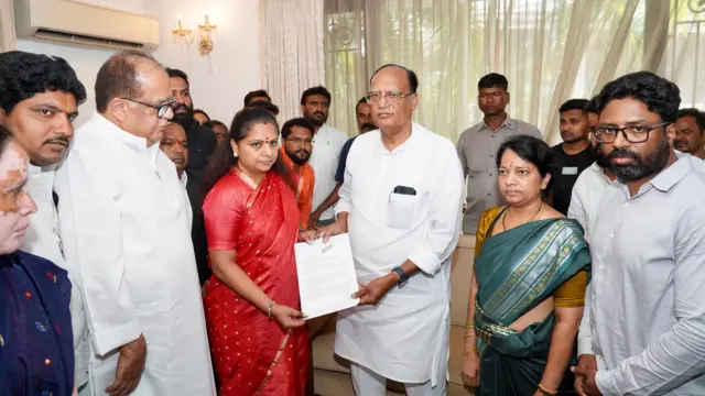 కల్వకుంట్ల కవిత, జాగృతి