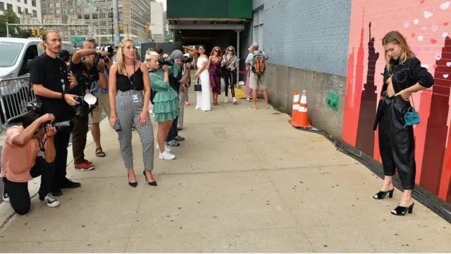 Корриган (оңдо) адамдардын катышуусу менен тартуу иштери башталганын айтат