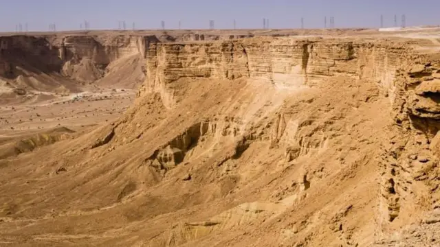 পর্বতমালা, খনি