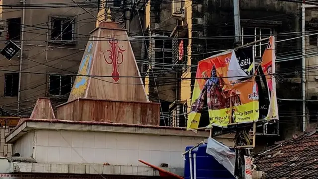 મંદિર પર હુમલાનો આરોપ