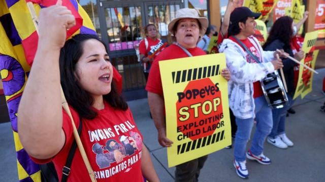 Protesto contra trabalho infantilbetsbola apostaredebetsbola apostafast foodbetsbola apostaOakland, Califórnia