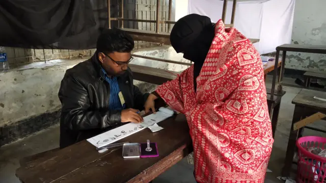 গত সাতই জানুয়ারি অনুষ্ঠিত হয় দ্বাদশ জাতীয় নির্বাচন