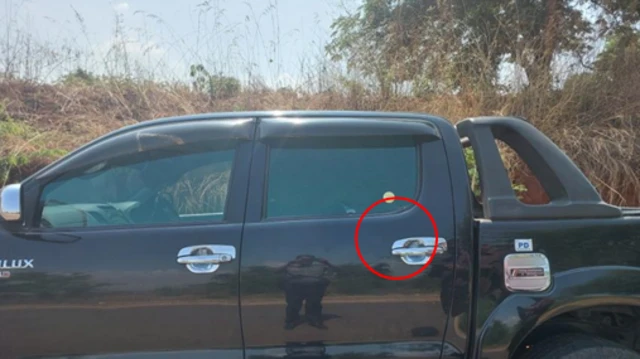 သံတမန်တွေရဲ့ ယာဥ်တန်း နောက်ဆုံးကား ပစ်ခတ်ခံခဲ့ရတာပါ။ 