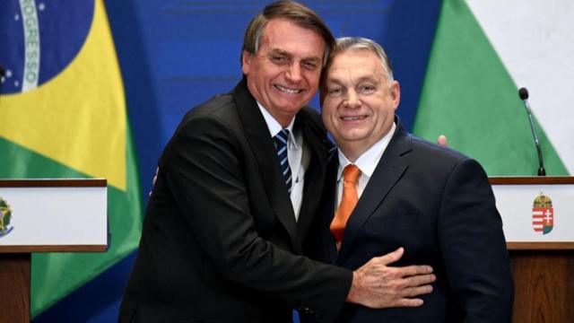 Jair Bolsonaro e Viktor Orbán durante viagem do ex-presidente à Hungria