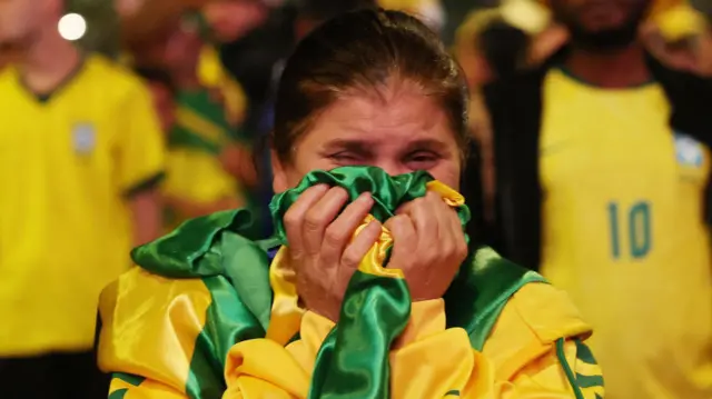 brazil, brazilski navijači, tuga brazilaca
