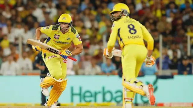 சென்னை சூப்பர் கிங்ஸ், ஐபிஎல் டி20, குஜராத் டைட்டன்ஸ், தோனி