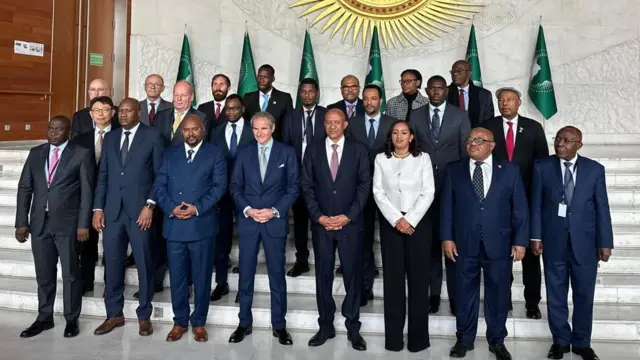 Gaggeessaa dhaabbata Ejansii Atoomikii UN qondaalota biroo waliin