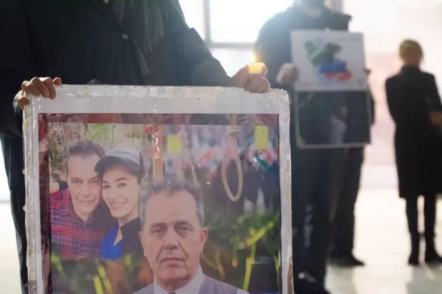 تصویری از شادمهر که در زندان کشته شد