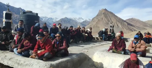 स्पीति में बर्फबारी के लिए प्रार्थना.