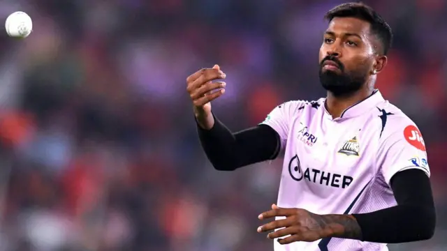 કોચ આશિષ નેહરાએ કપ્તાન હાર્દિક પંડ્યા સાથે બોલાચાલી કરી હતી