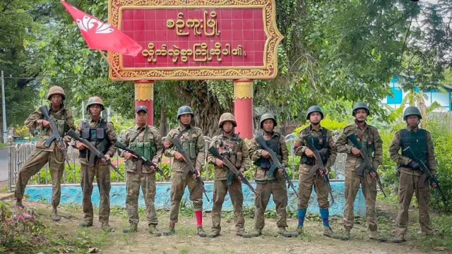 သုံးနှစ်သား PDF ဦးဆောင်သိမ်းပိုက်ခဲ့တဲ့ စဉ့်ကူးမြို့ 