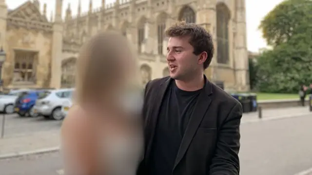 ਜੂਡੀ ਅਤੇ ਉਸ ਦਾ ਦੋਸਤ ਅਲੈਕਸ