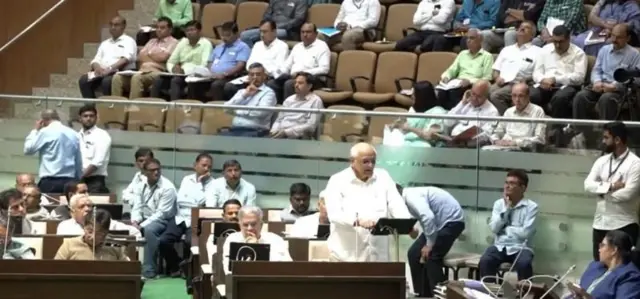 બીબીસી ગુજરાતી ગુજરાત વિધાનસભામાં પસાર થયેલા યુનિફૉર્મ સિવિલ કોડ યુસીસી બિલને મુસ્લિમ મહિલાઓ કેવી રીતે જુએ છે