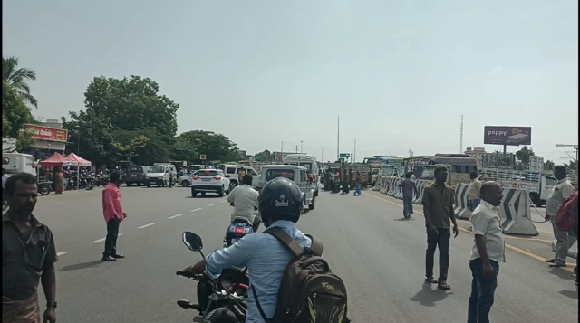 மதுரை கப்பலூர் சுங்கச்சாவடி