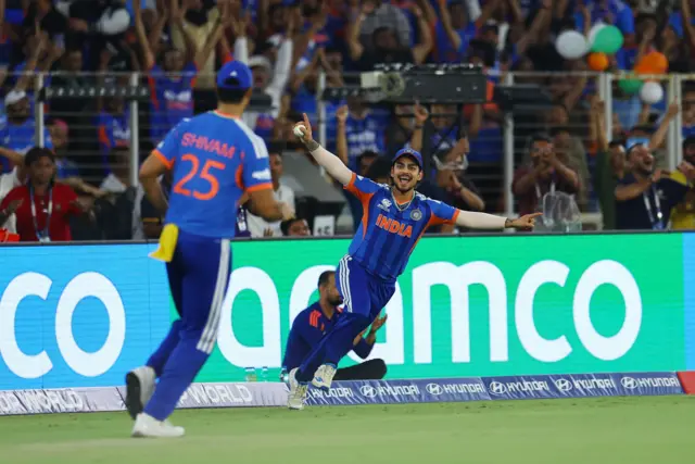 ભારત વિરુદ્ધ ન્યૂઝીલેન્ડ ફાઇનલ મેચ, અમદાવાદ ટી20 મેચ, ભારત ટી20 વર્લ્ડ ચેમ્પ્યિન, ટી20 2026 ફાઇનલ મેચ, જસપ્રીત બુમરાહ, મોટેરા નરેન્દ્ર મોદી સ્ટેડિયમ, સૂર્યકુમાર યાદવ, બીબીસી ગુજરાતી 