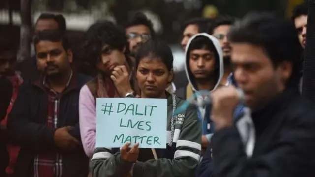 ரோஹித் வெமுலா: சந்தேகங்களை எழுப்பிய விசாரணை அறிக்கையின் முழு விவரம்