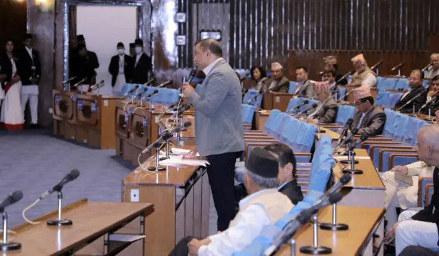 कांग्रेस महामन्त्री गगनकुमार थापाले कैद मिनाहपरति असन्तुष्टि जनाएका छन् 