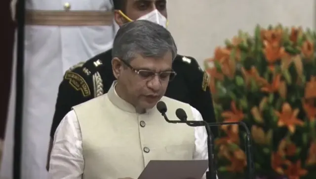 రైల్వే మంత్రి అశ్విని వైష్ణవ్