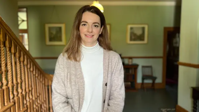 Tessa Kilgarriff, conservatrice du House Museum et chercheuse sur Darwin.