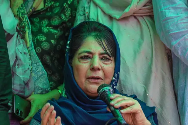 মেহবুবা মুফতি।