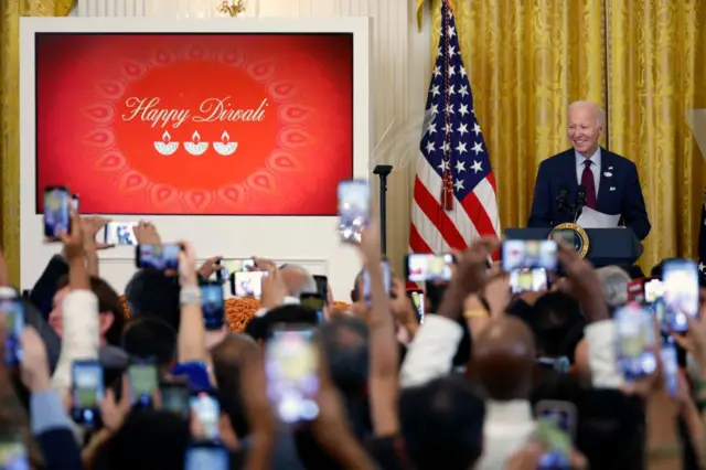 দিওয়ালি উপলক্ষে হোয়াইট হাউসে আয়োজিত অনুষ্ঠানে প্রেসিডেন্ট জো বাইডেন।