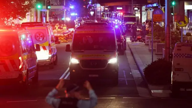 सिडनी के शॉपिंग मॉल में चाक़ूबाज़ी की घटना