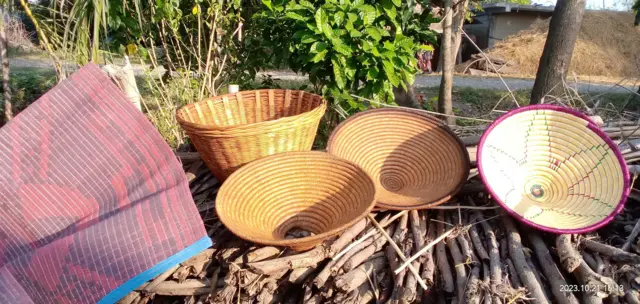 थारू समुदायको दशैँ 