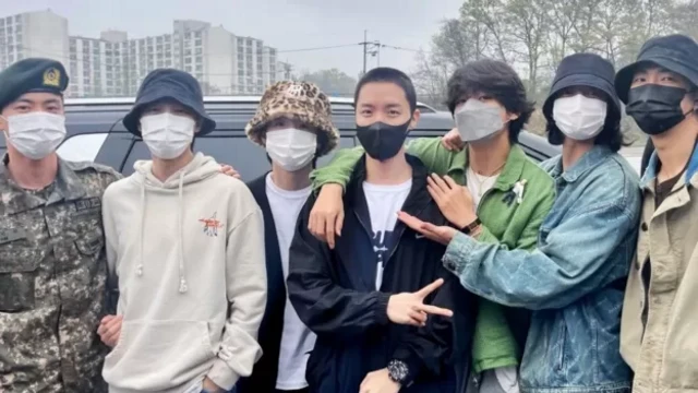 BTS full group comot as J-HOe dey go army